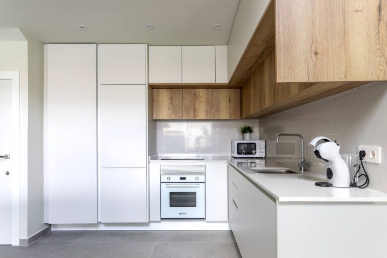 3d968ed6-4fcc-4e77-ad80-2e5883981e2e